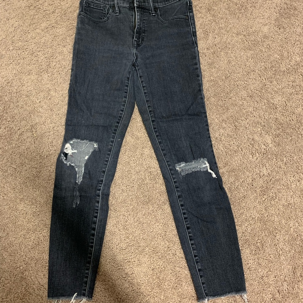 Madewell Distressed Black Jeans size 26